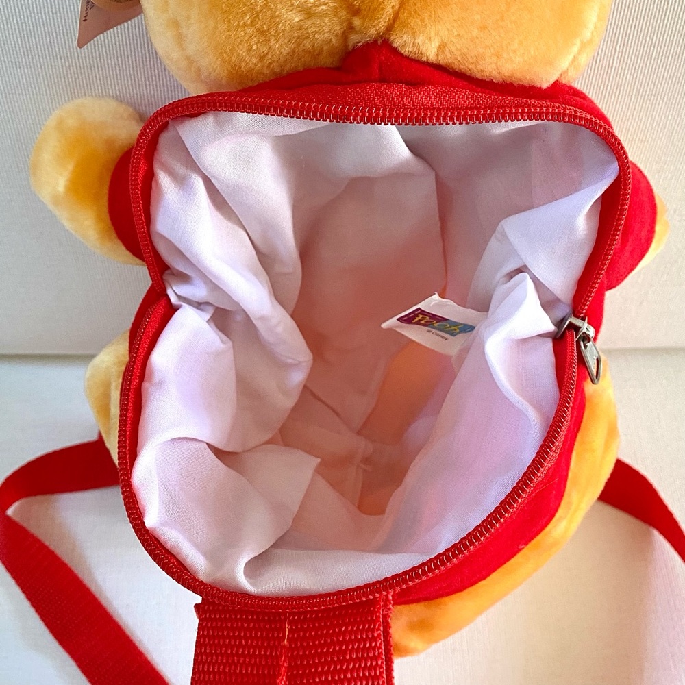 VINTAGE DISNEY WINNIE THE POOH KIDS PLUSH BACKPACK BY PYRAMID HANDBAGS, NEW, NWT - Picture 7 of 16